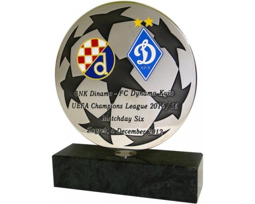 Приз Динамо метал на мармуровому постаменті 